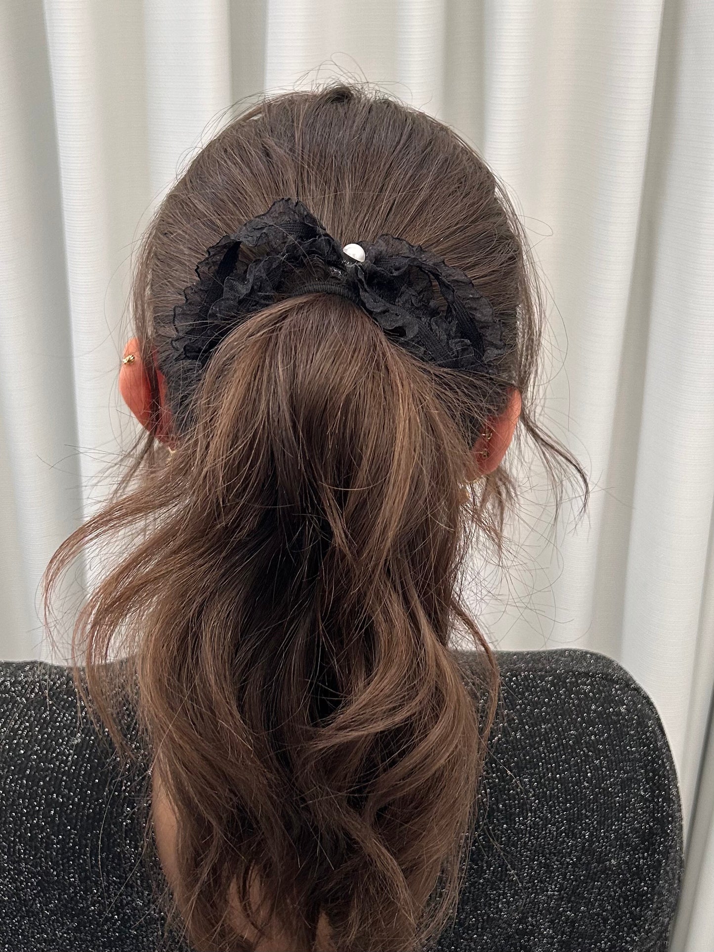 Crinkle Bow with Pearl